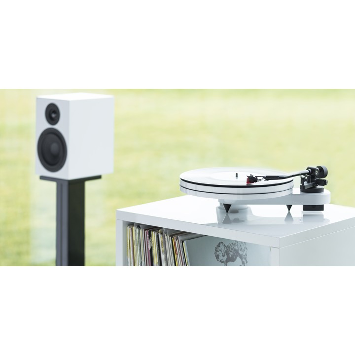 Pro-Ject RPM1 Carbon