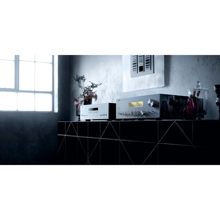 Yamaha CD-S2100