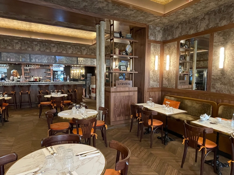 Sonorisation du restaurant Bistronomique Le Central à Nice coudert.tv